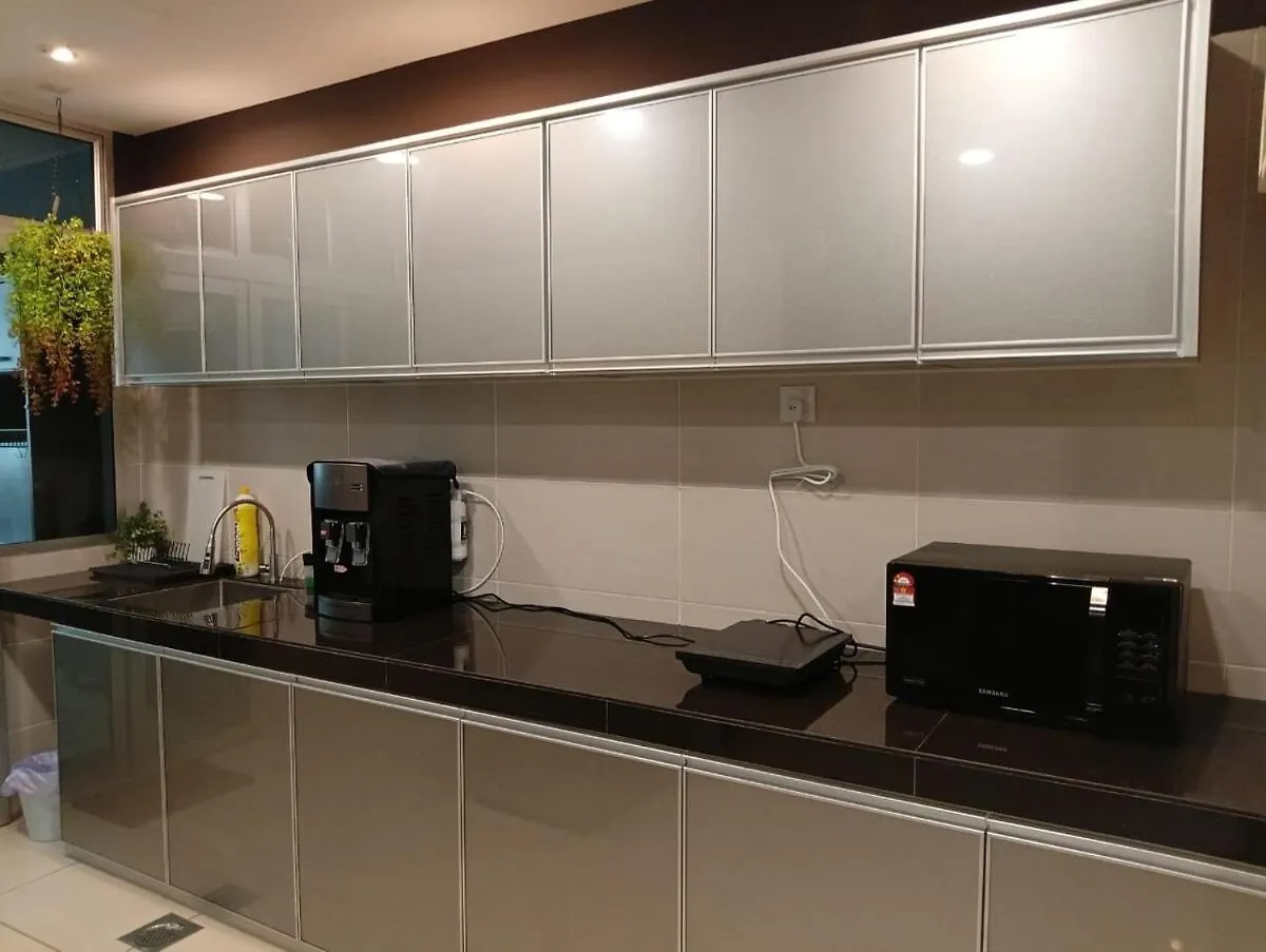 Apartment Midori Green Austin Height Nearikea 3 Bedroom 5Pax Johor Bahru